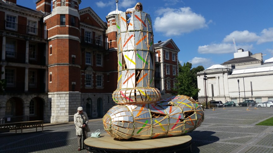 AdamZoltowski_happy_Feet_oozy_manias_04