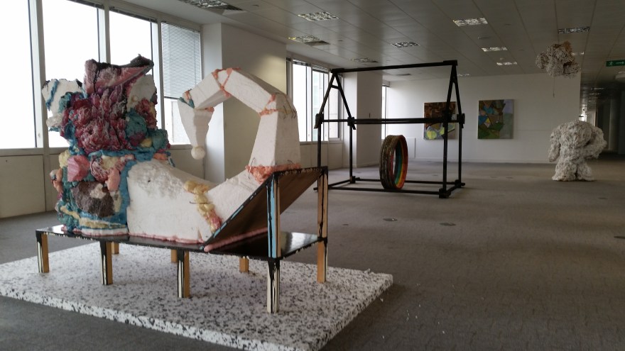 AdamZoltowski_happy_Feet_grande-odalisque